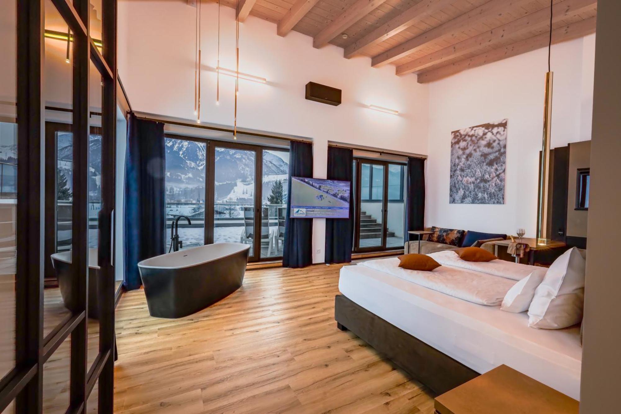 Sonja Alpine Resort Пиезендорф Екстериор снимка
